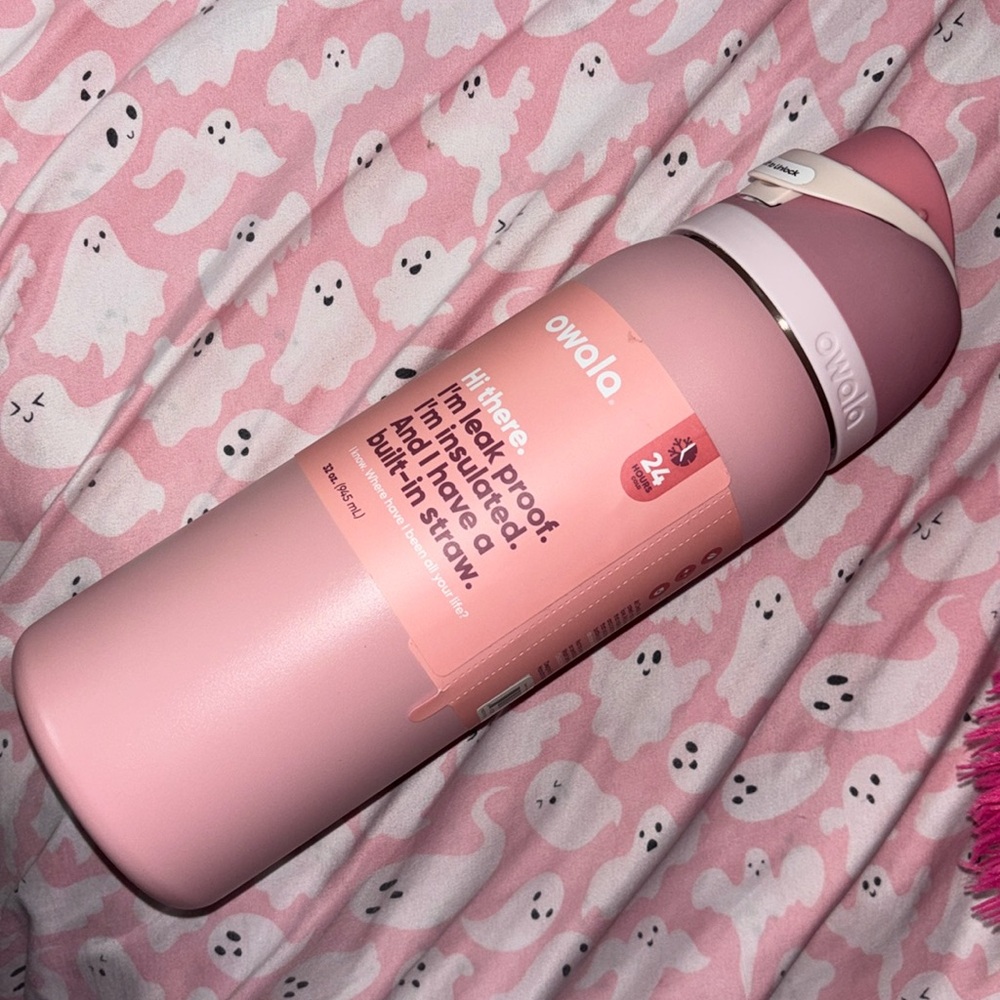 BNWT OWALA Rosy Dreams 32oz